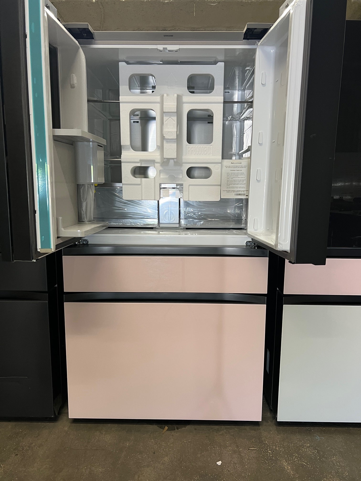 Samsung BESPOKE 29 cu. ft. 4-Door French Door with Tablet Black & Pink